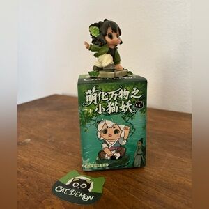 Hell’s Cat Onigiri Monster Mini Cat Spirit figurine